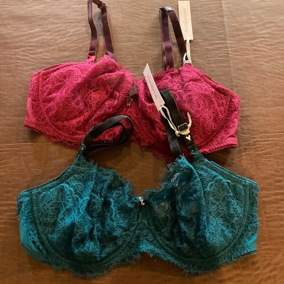 Victoria's Secret Other - Lot of 2 Victoria’s Secret Dream Angels Push Up Without Padding Bras 38D